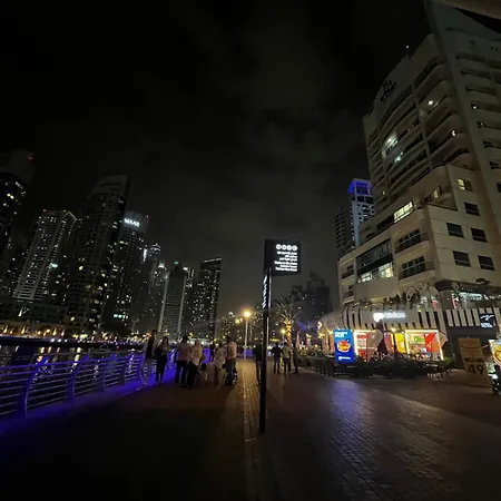 Chic Apartment Dubai Marina Exterior photo